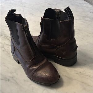 Ariat Dark Brown Leather Zip-Up Boots